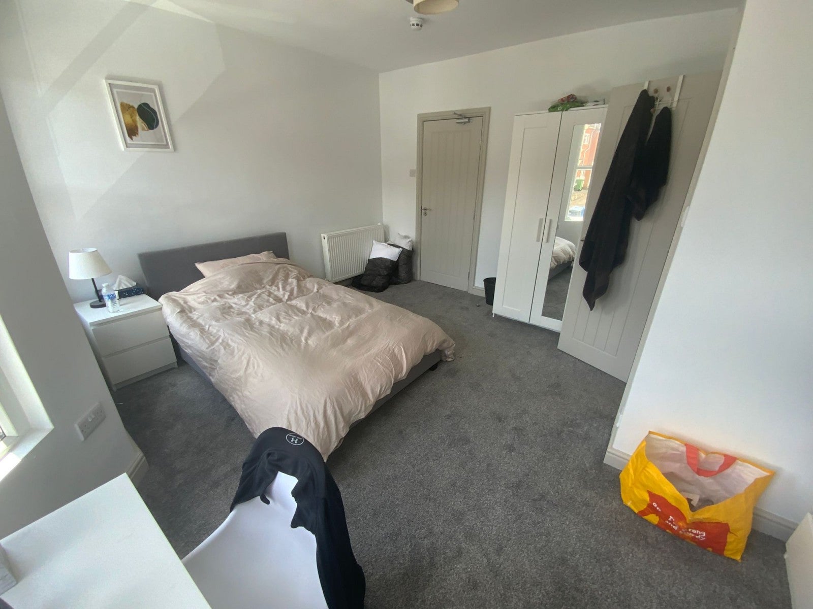 Room Roberts Road in High Wycombe