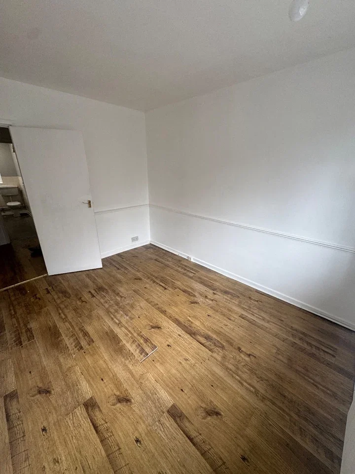 Flat Varna Close in Luton