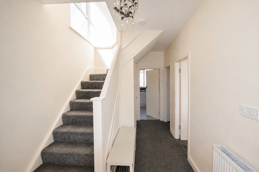 House Vivian Avenue in Greater London