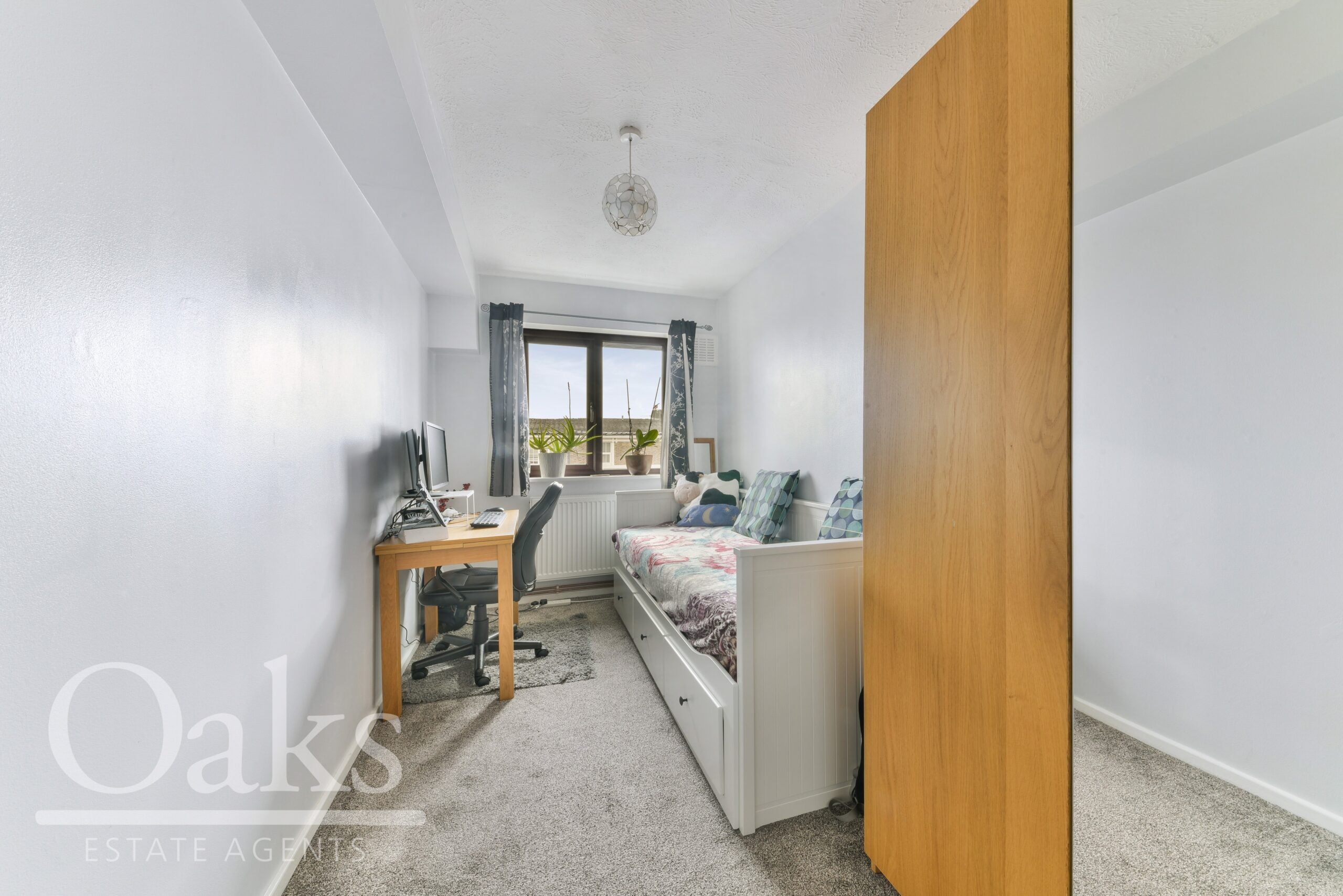 Flat Campbell Close in Greater London