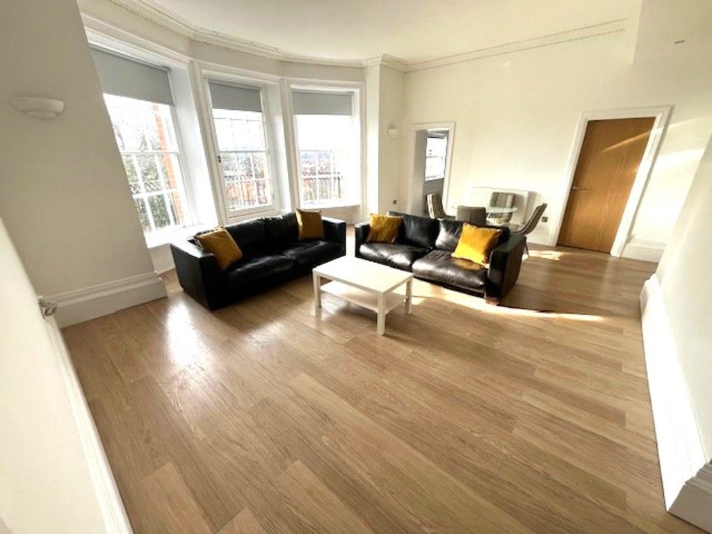 Flat Grafton Street in Preston