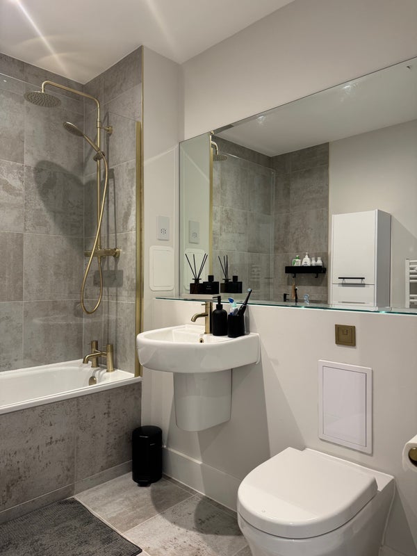 Room Hornsey Lane in Greater London