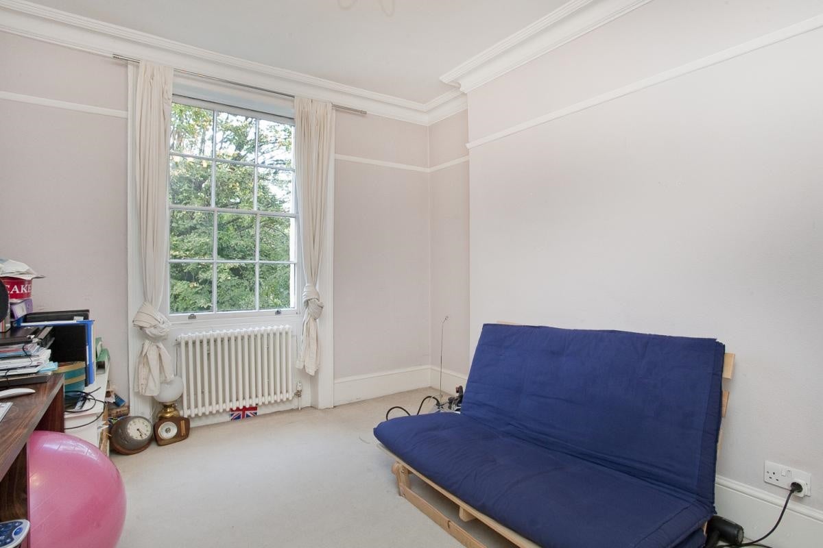 Flat Myddelton Square in Greater London