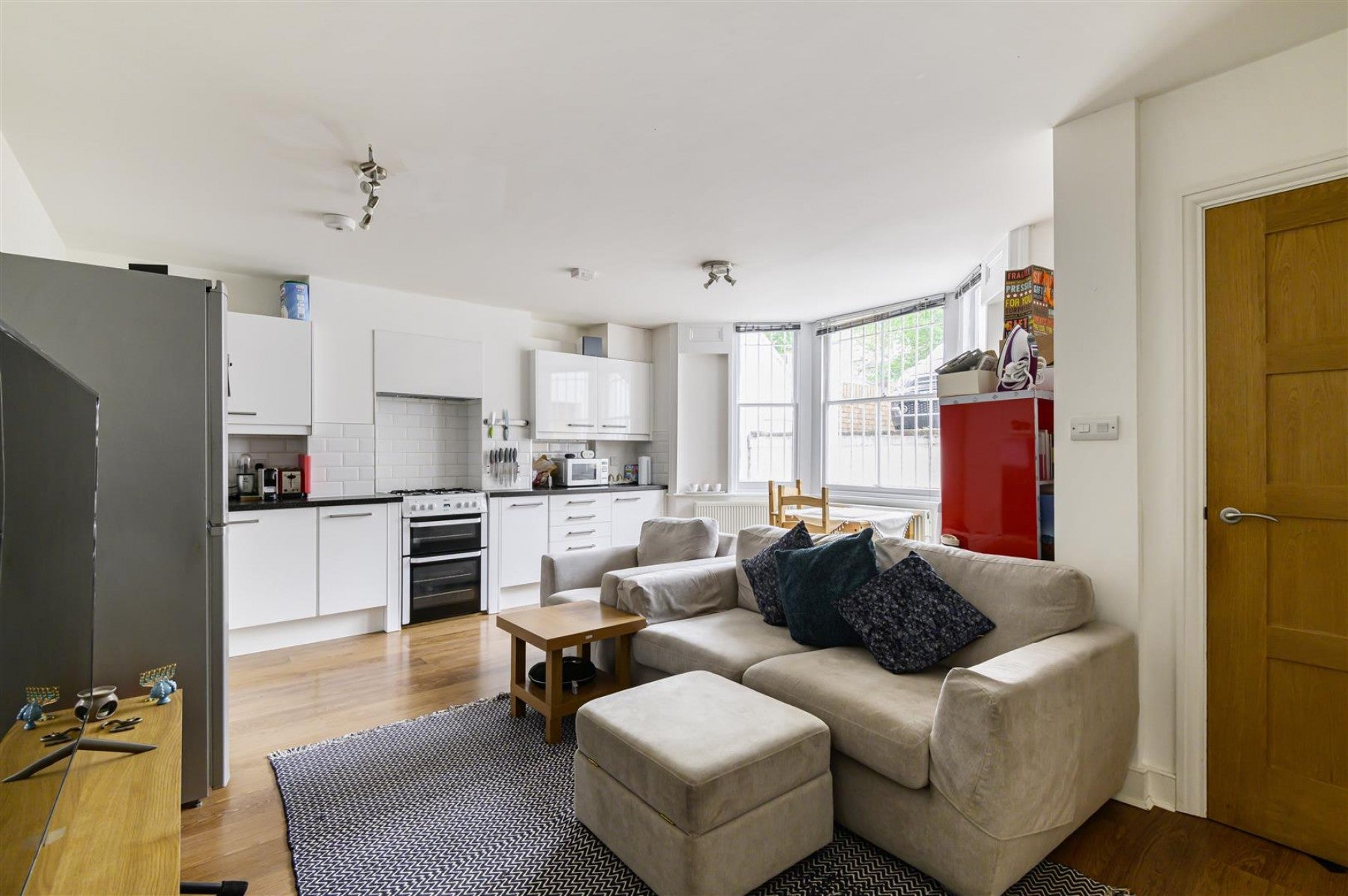Flat Tufnell Park Road in Greater London