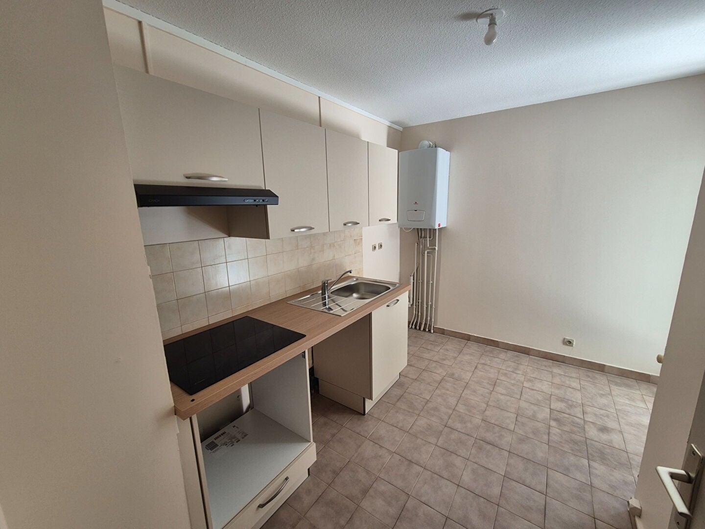 Appartement Rue de la Tour Magne à Nîmes
