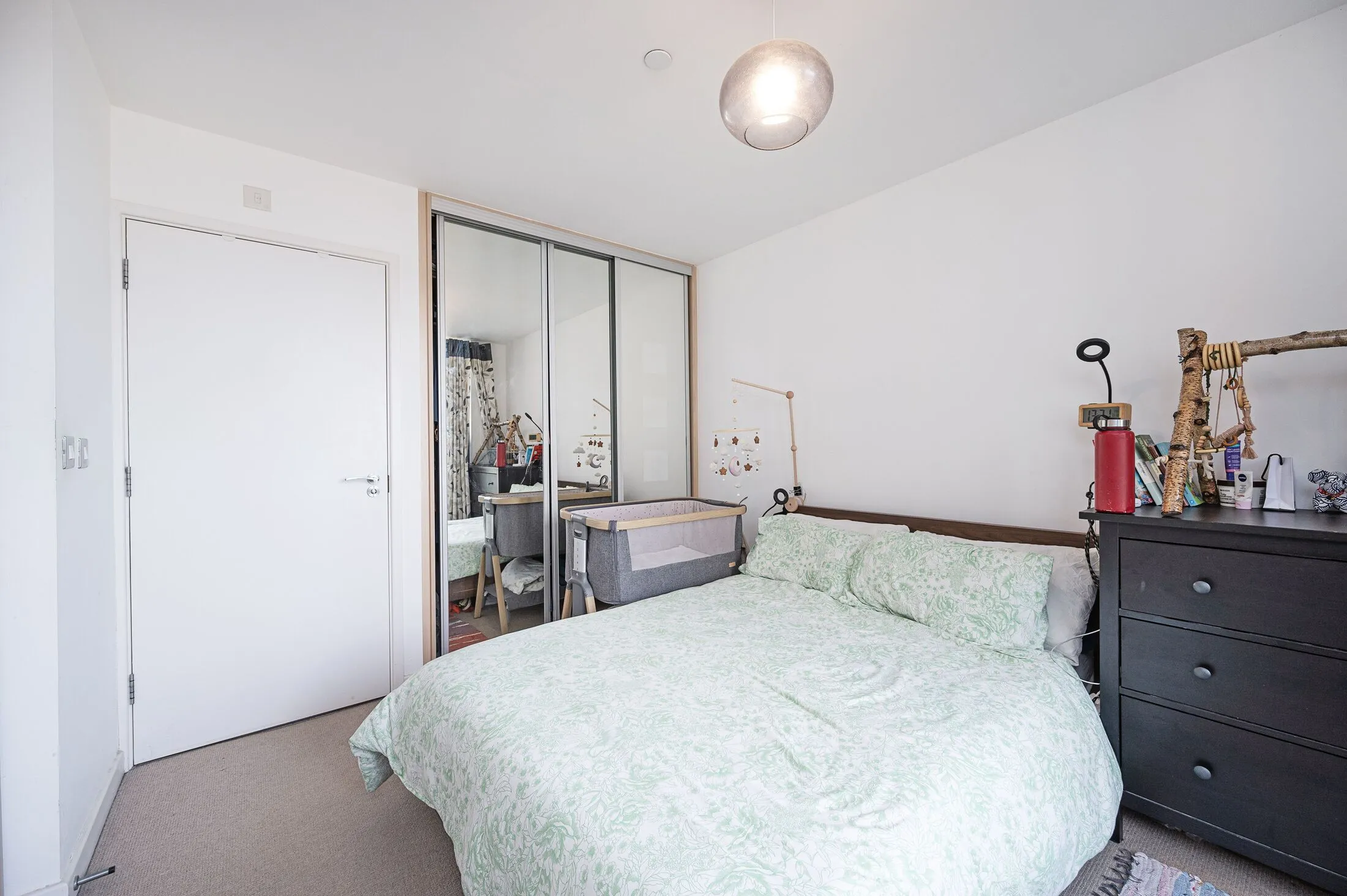 Flat Homerton Road in Greater London