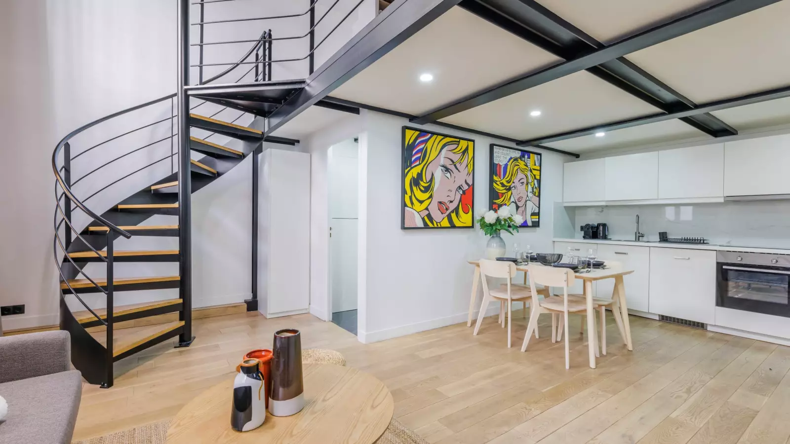 Flat Rue de Bellechasse in Paris