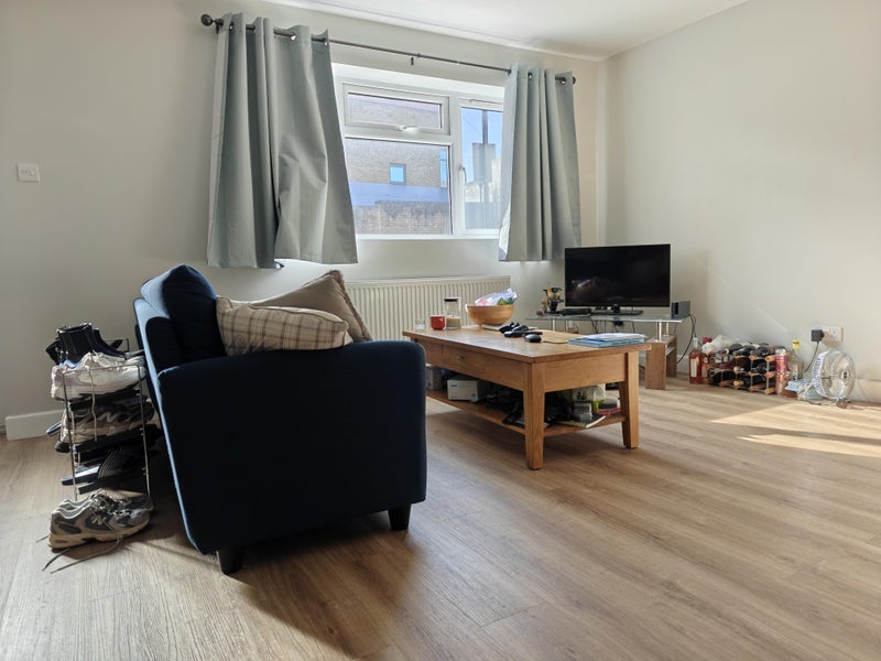 Room The Warren in Greater London
