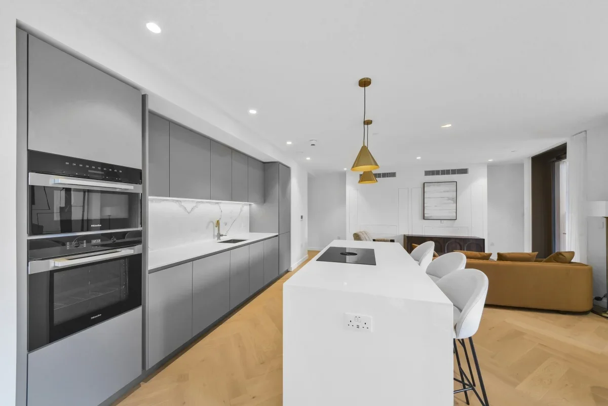 Flat Park Street in Greater London