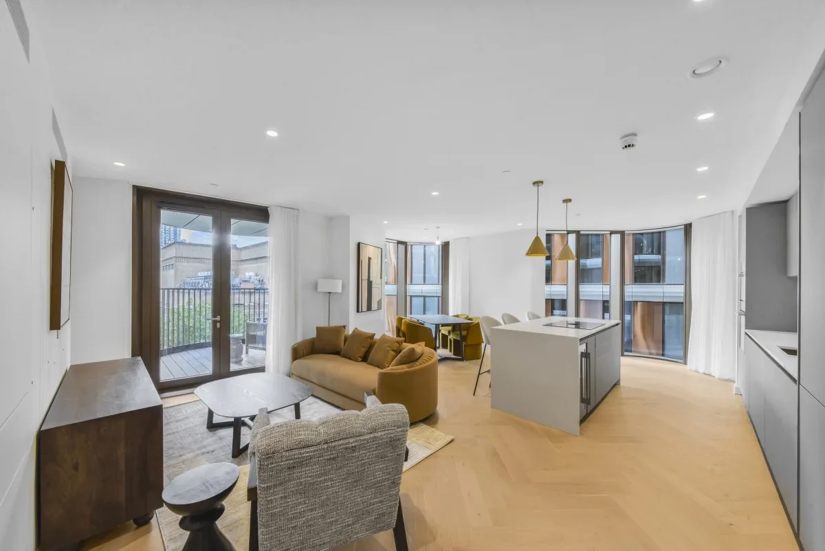 Flat Park Street in Greater London