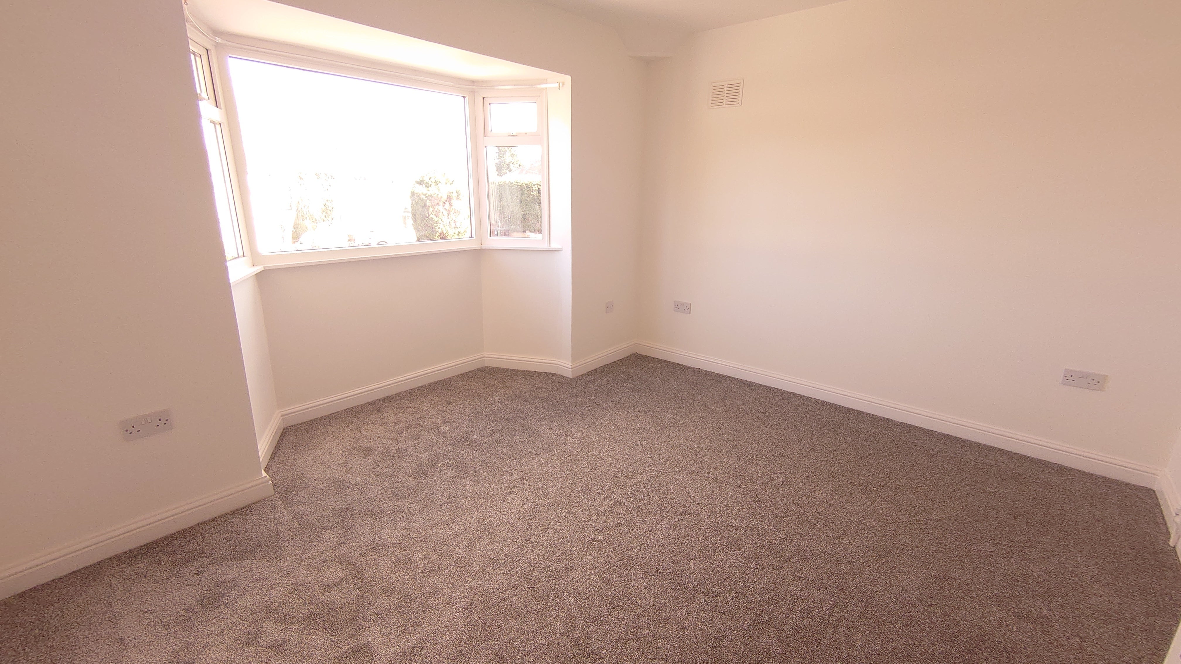 House Pierce Avenue in Metropolitan Borough of Solihull
