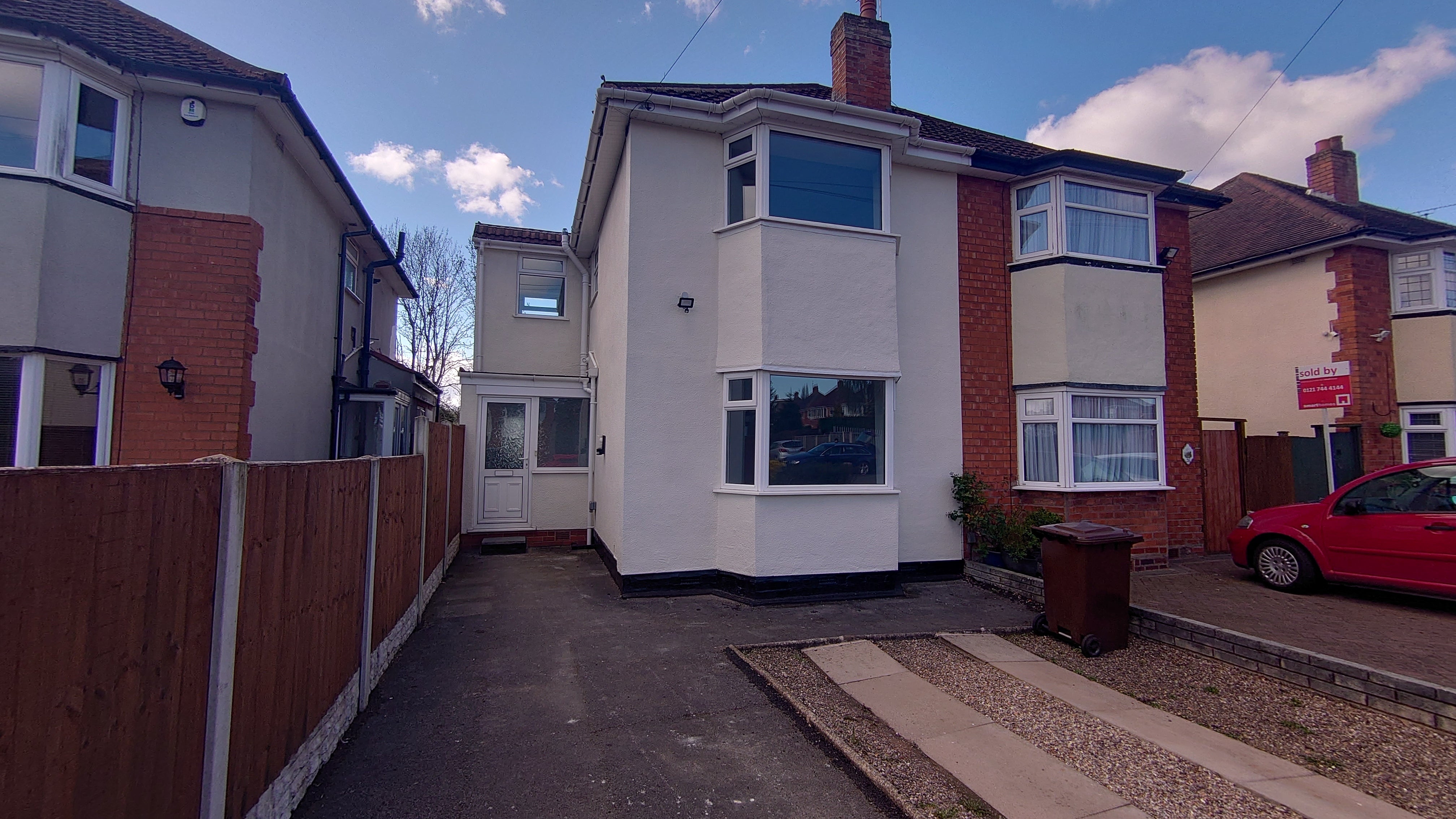 House Pierce Avenue in Metropolitan Borough of Solihull
