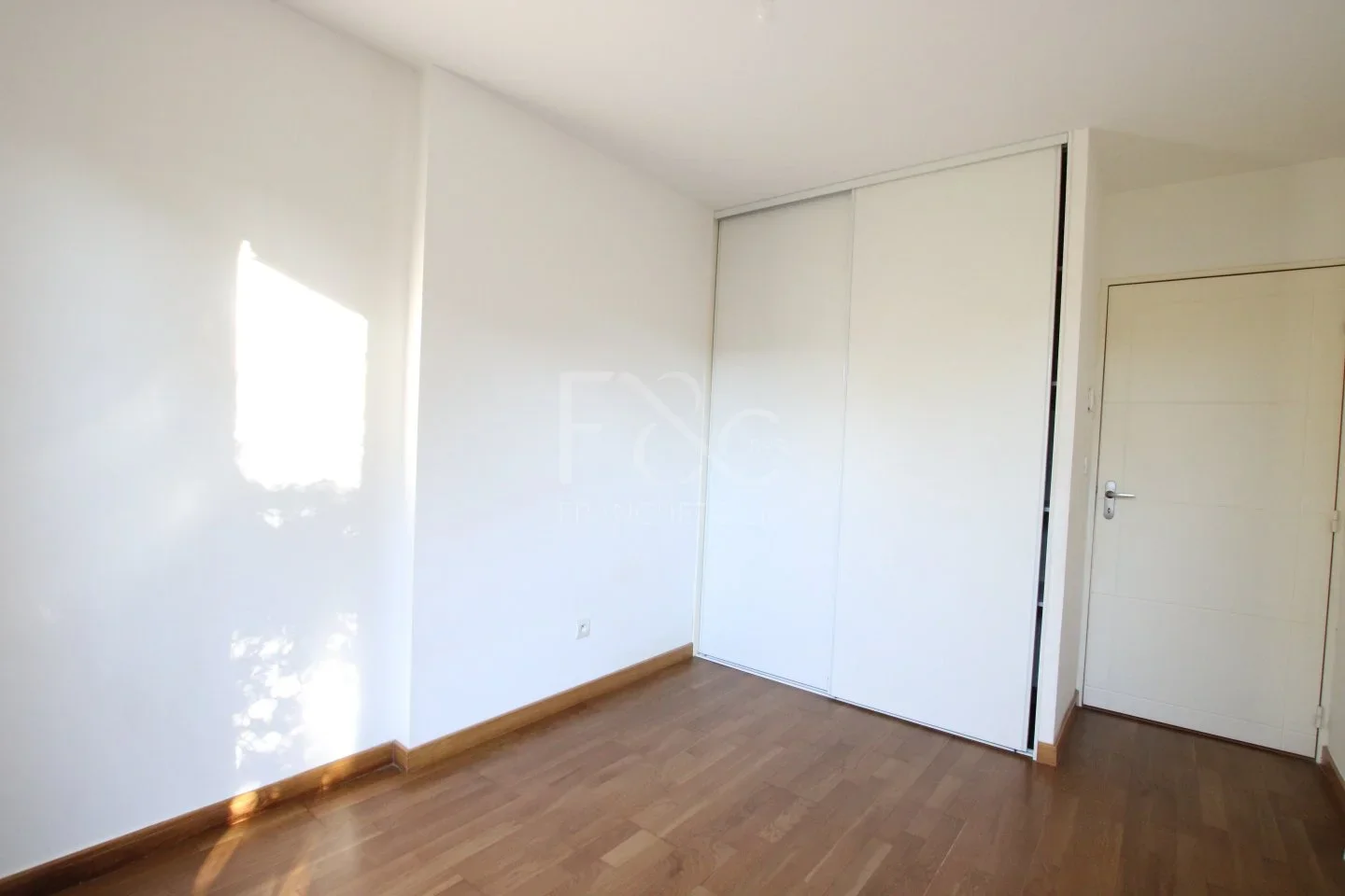 Flat Rue Charles Plagniard in Saint-Bonnet-de-Mure