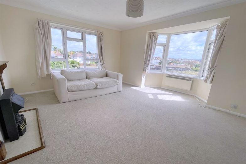 Flat Connaught Road in Seaford