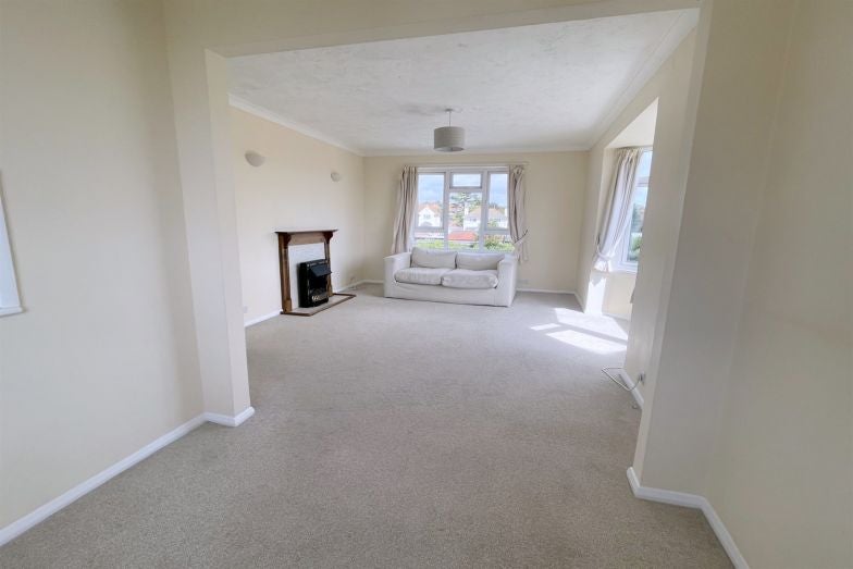 Flat Connaught Road in Seaford