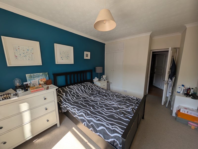 Room Lupus Street in City of Westminster
