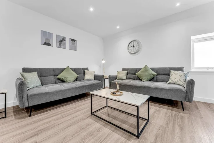 Flat Bidston Road in Liverpool