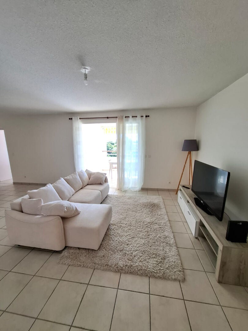 Appartement Route Départementale 4 à Ducos