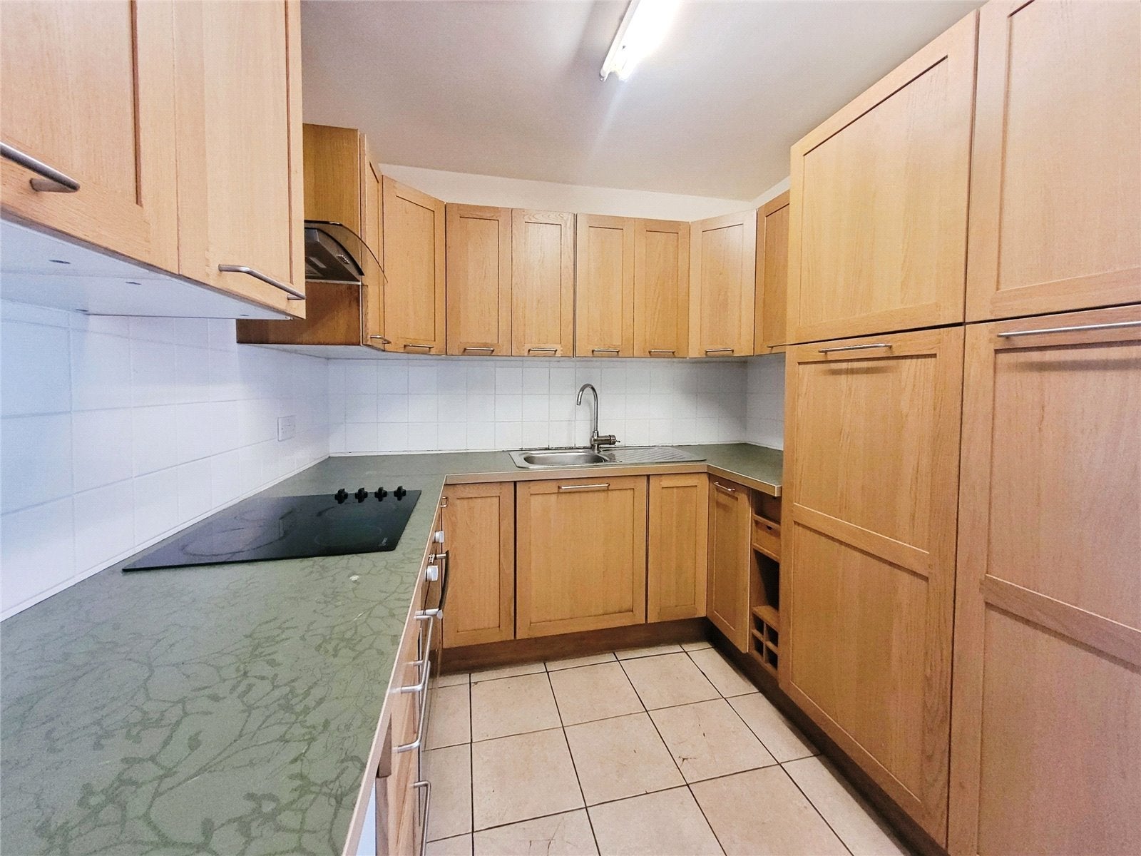 Flat Magna Road in Borough of Runnymede