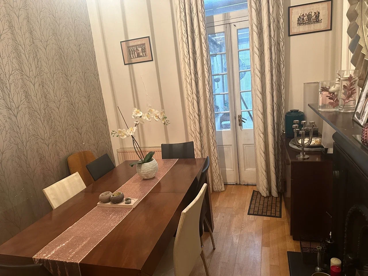Room Sulgrave Road in Greater London