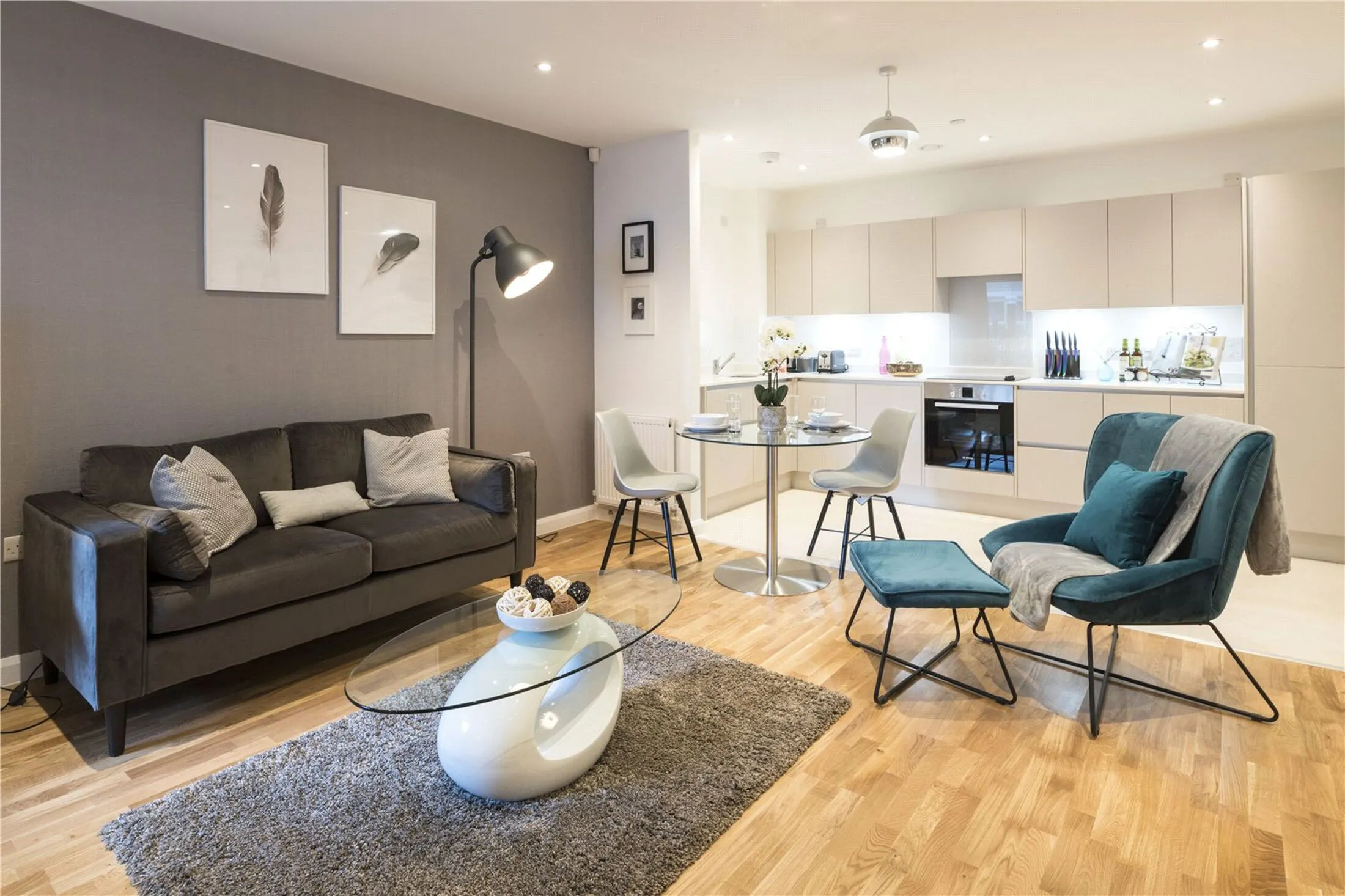 Flat Linden Avenue in Greater London