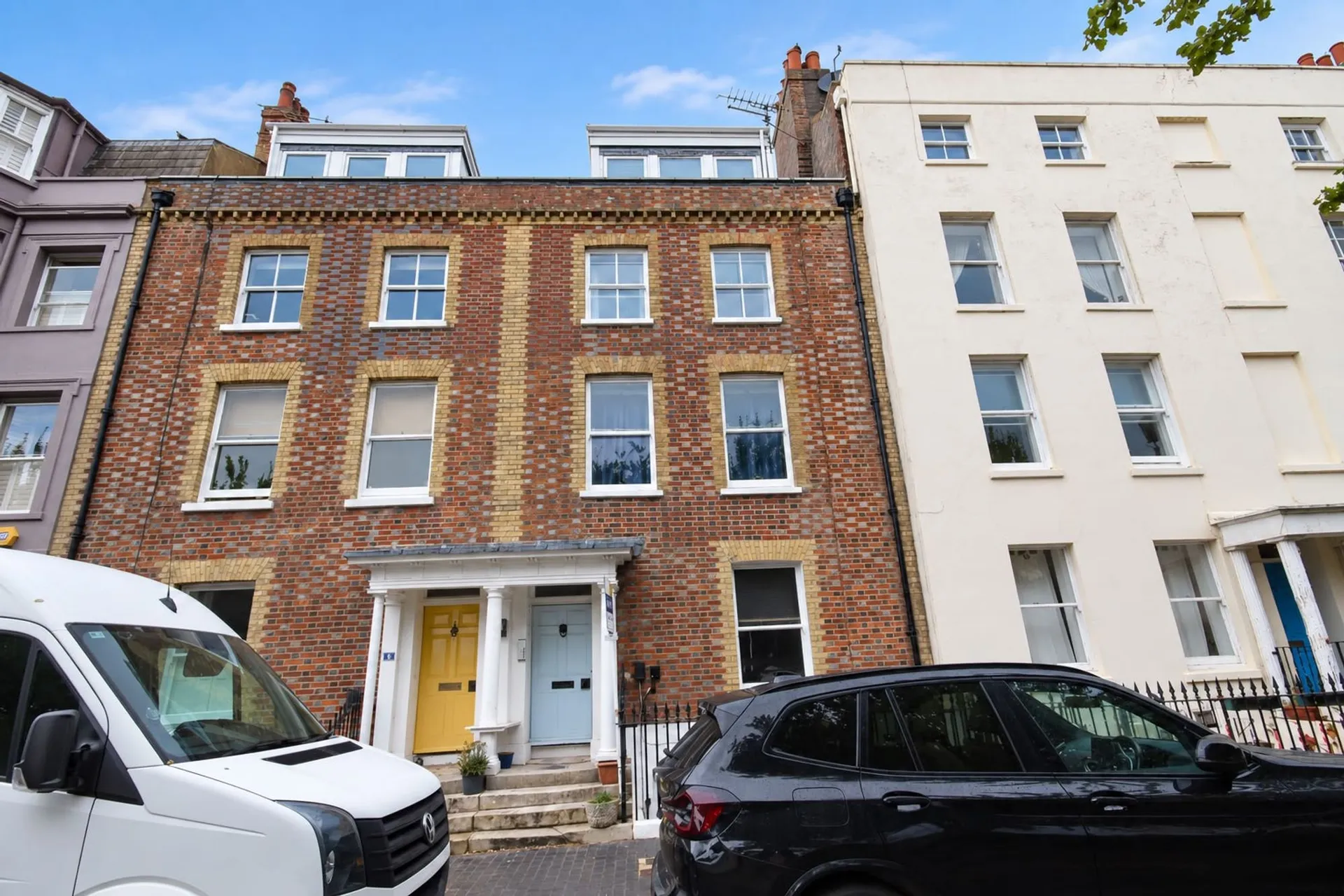 Flat South Terrace in Arun