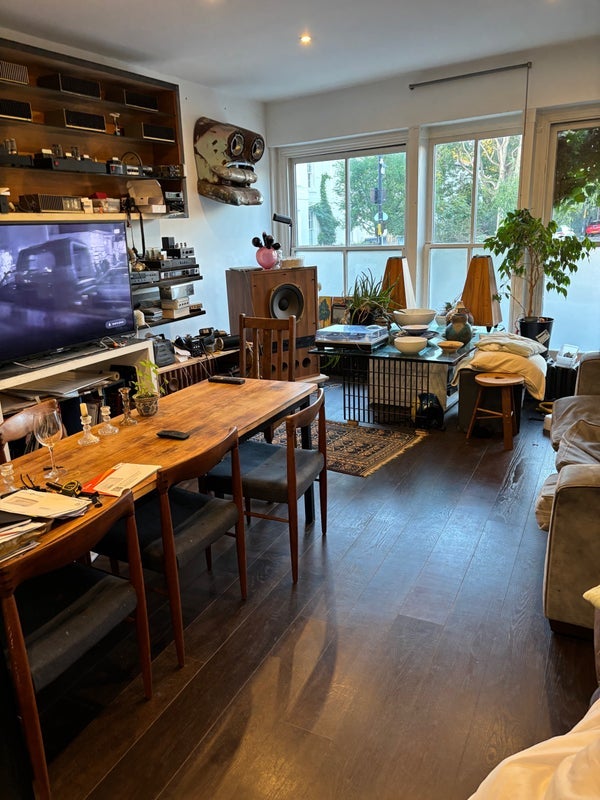 Room Bellenden Road in Greater London