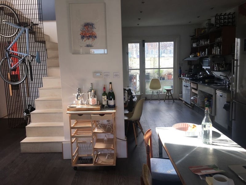 Room Bellenden Road in Greater London
