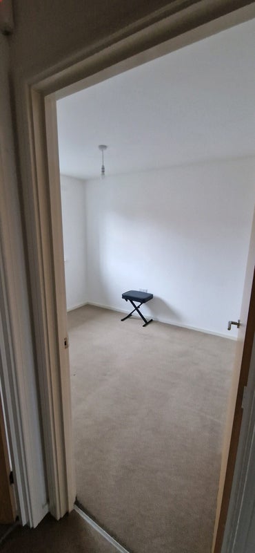 Room Fernhurst Street in Chadderton