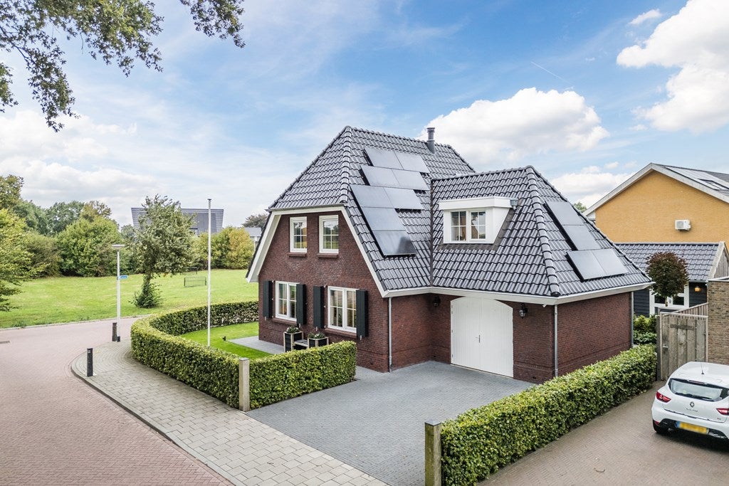Huis Laurier 14 in Westerhaar-Vriezenveensewijk