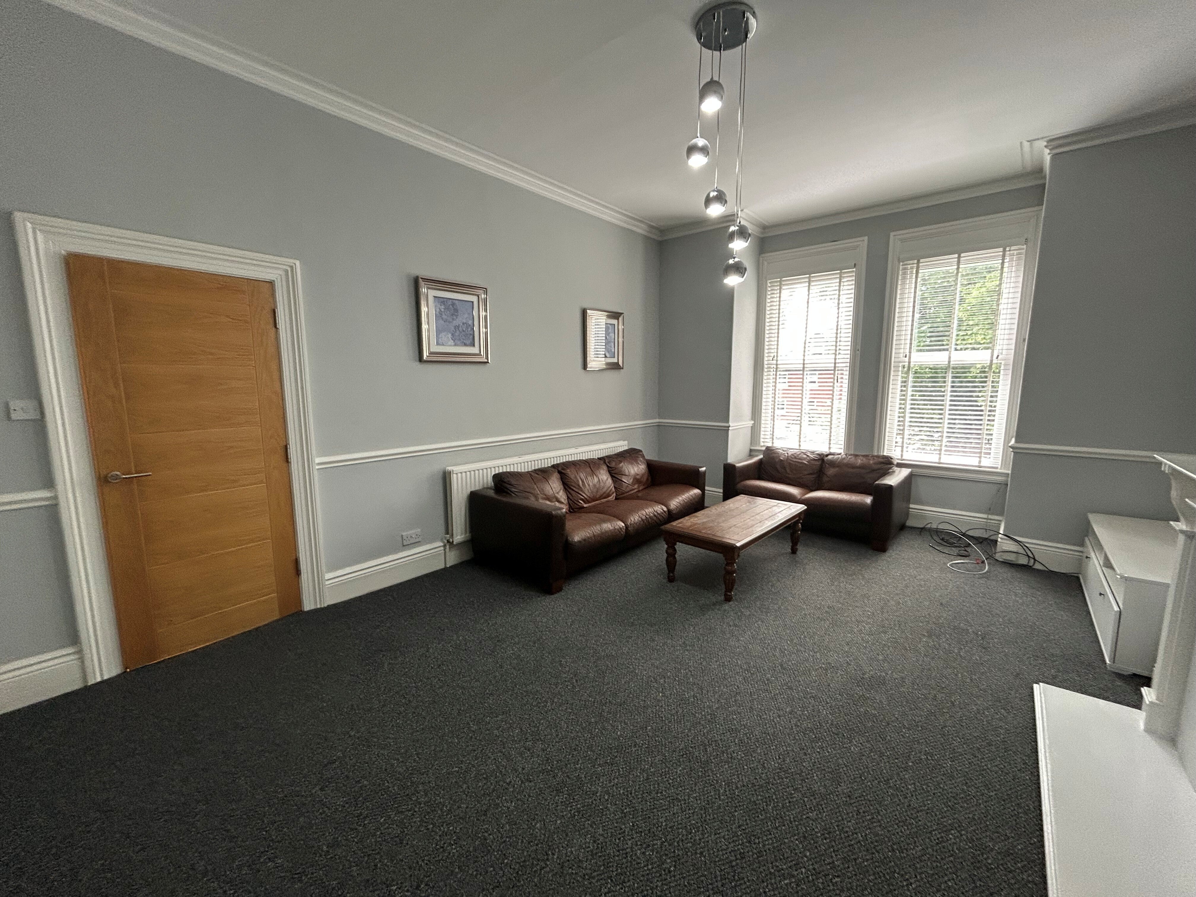 Flat Northenden Road in Trafford