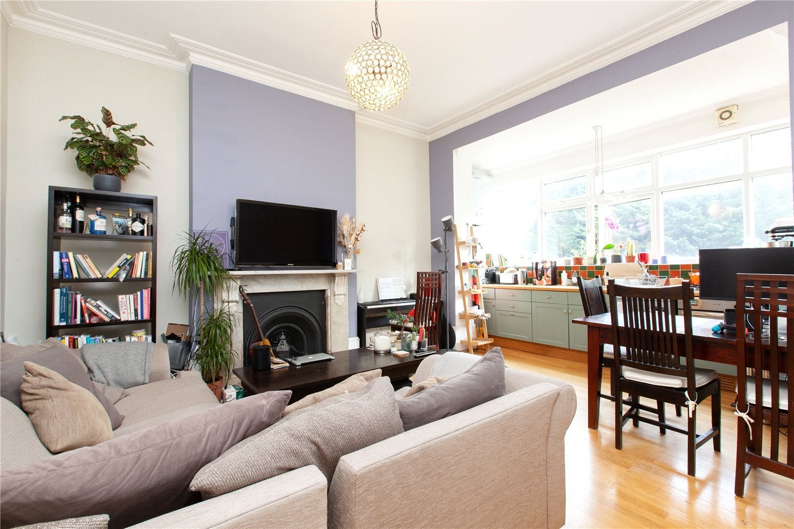 Flat Grosvenor Avenue in Greater London