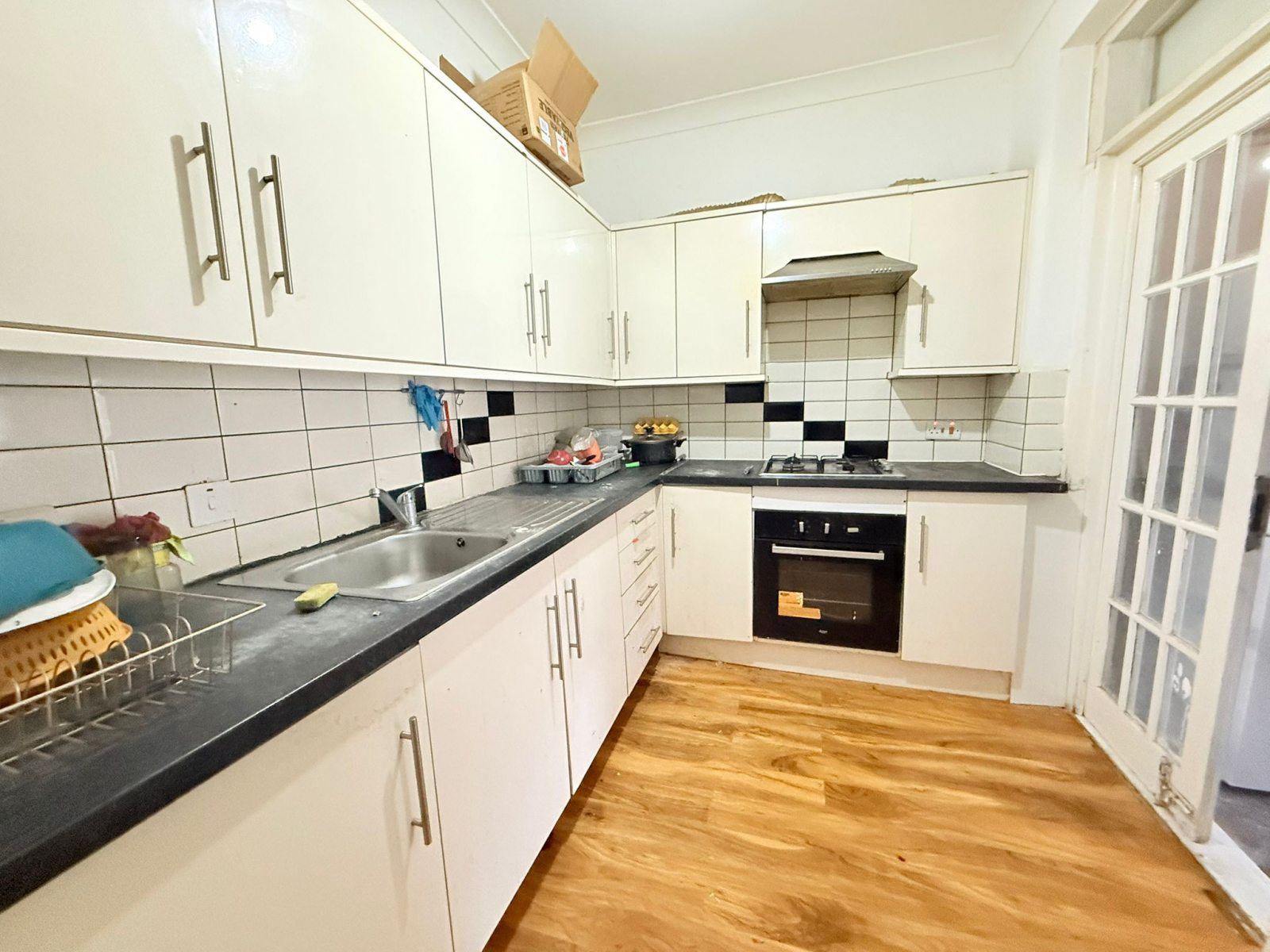 Room Thorold Road in Greater London