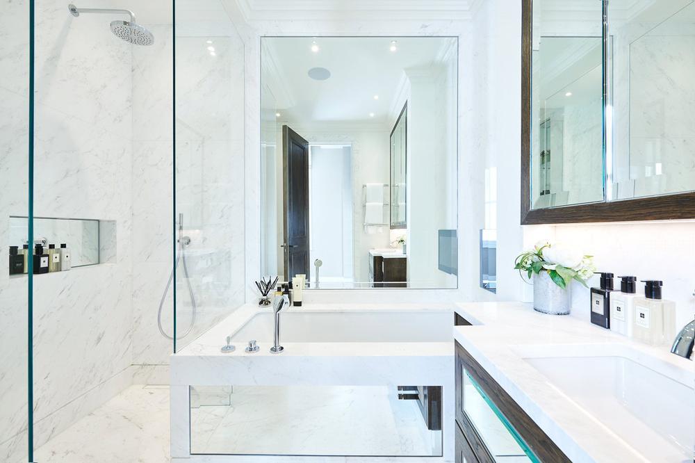 Flat Prince of Wales Terrace in Greater London