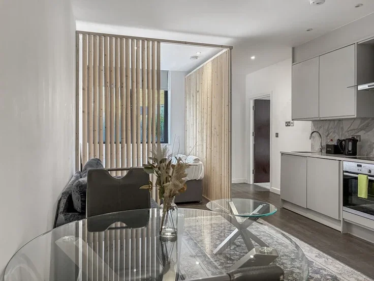 Flat Wardle Place in Milton Keynes