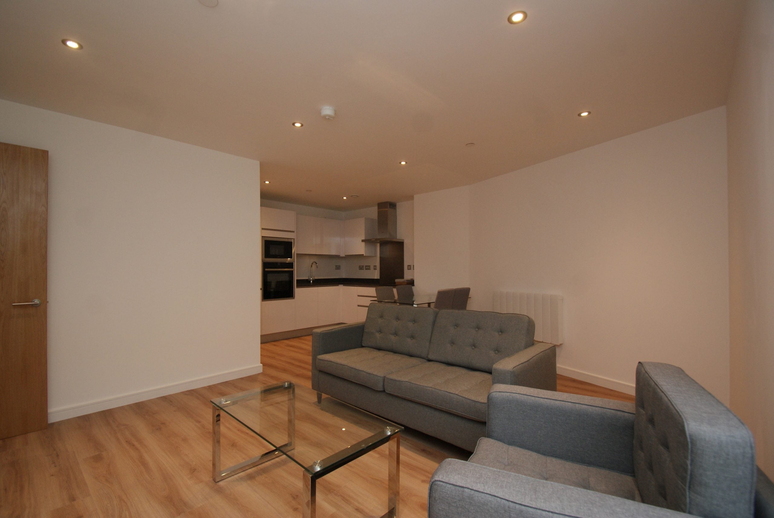 Flat Narrow Lewins Mead in Bristol