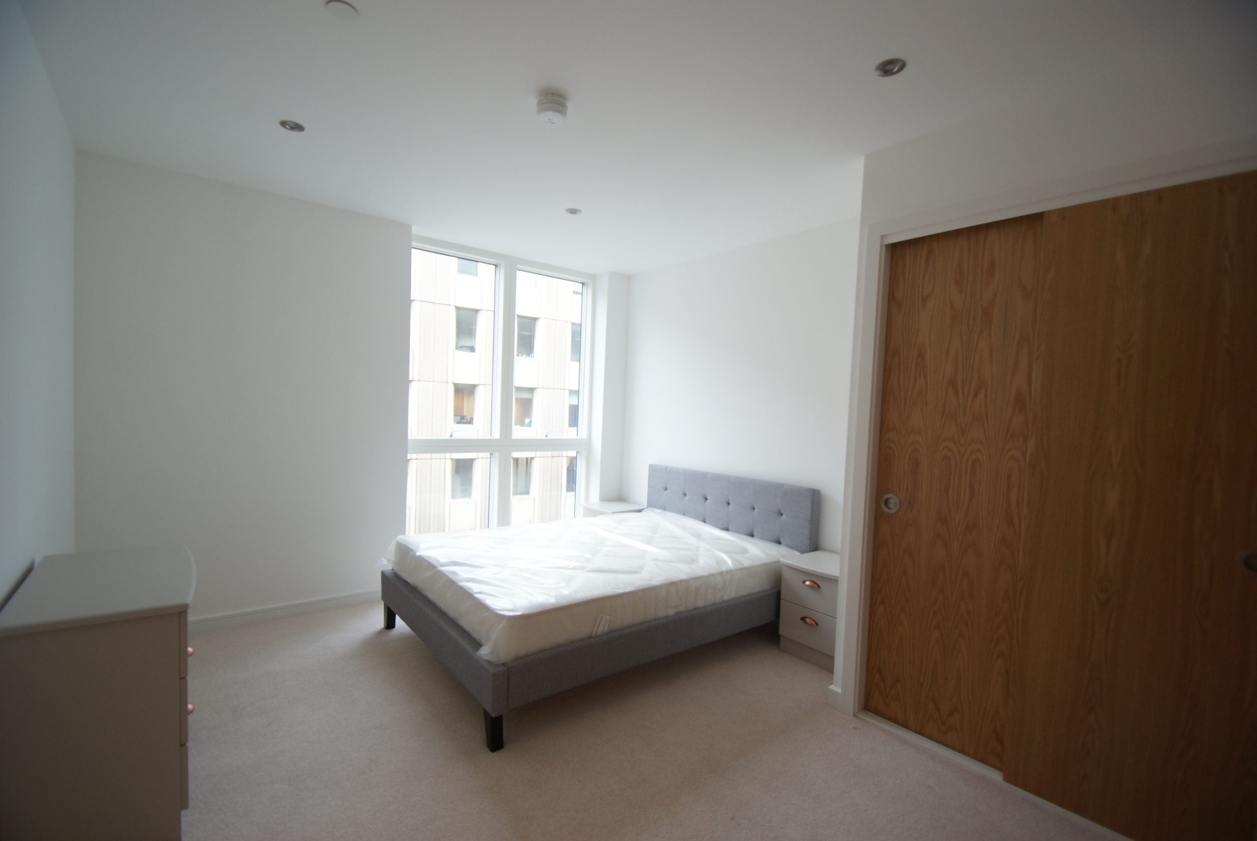 Flat Narrow Lewins Mead in Bristol