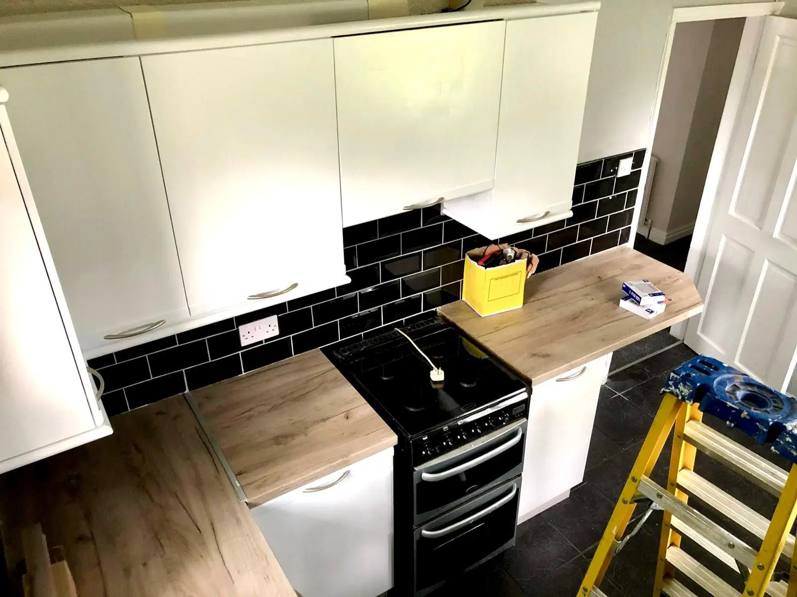 Flat Sandringham Crescent in Leeds