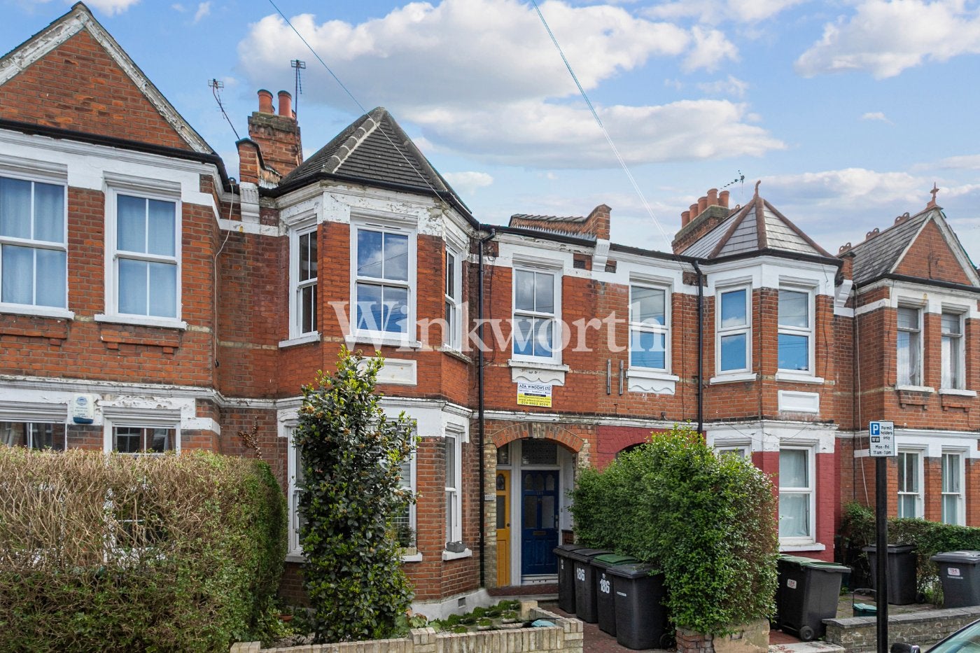 Flat Lyndhurst Road in Greater London