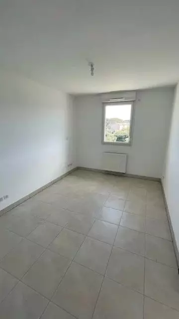 Flat Avenue du Lycée de la Coudoulière in Six-Fours-les-Plages