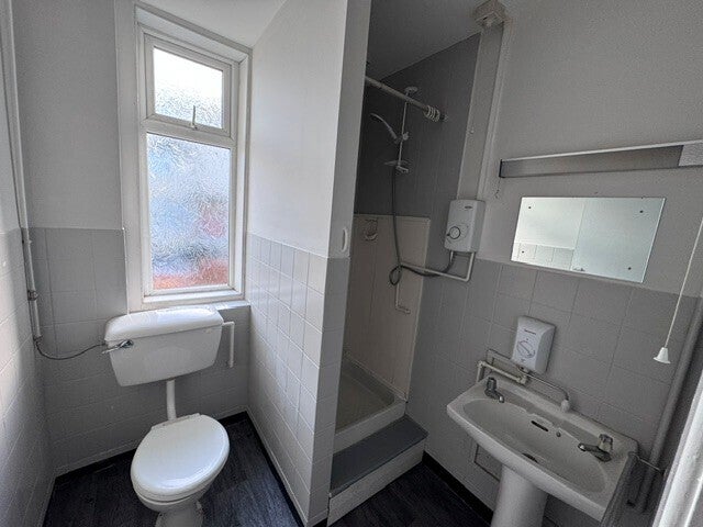 Flat Charnley Road in Blackpool