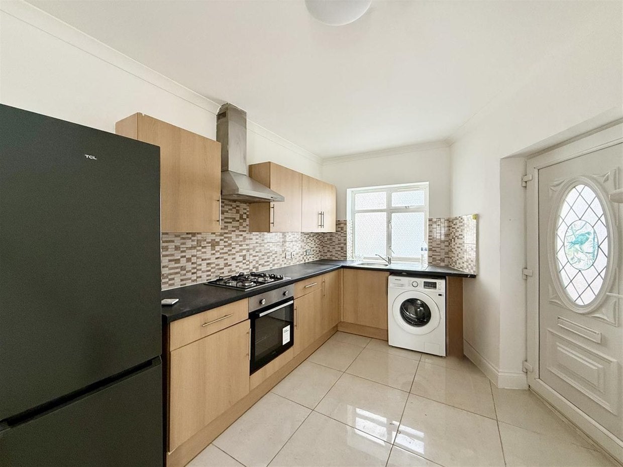 House Raynor Close in Greater London