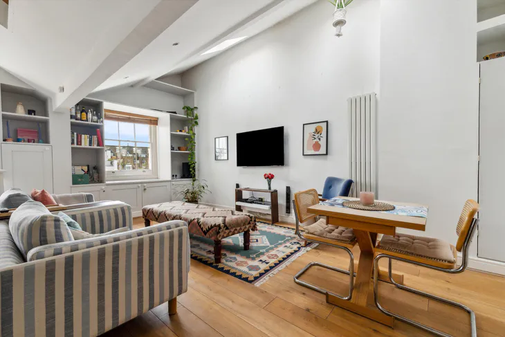 Flat Devonshire Terrace in City of Westminster