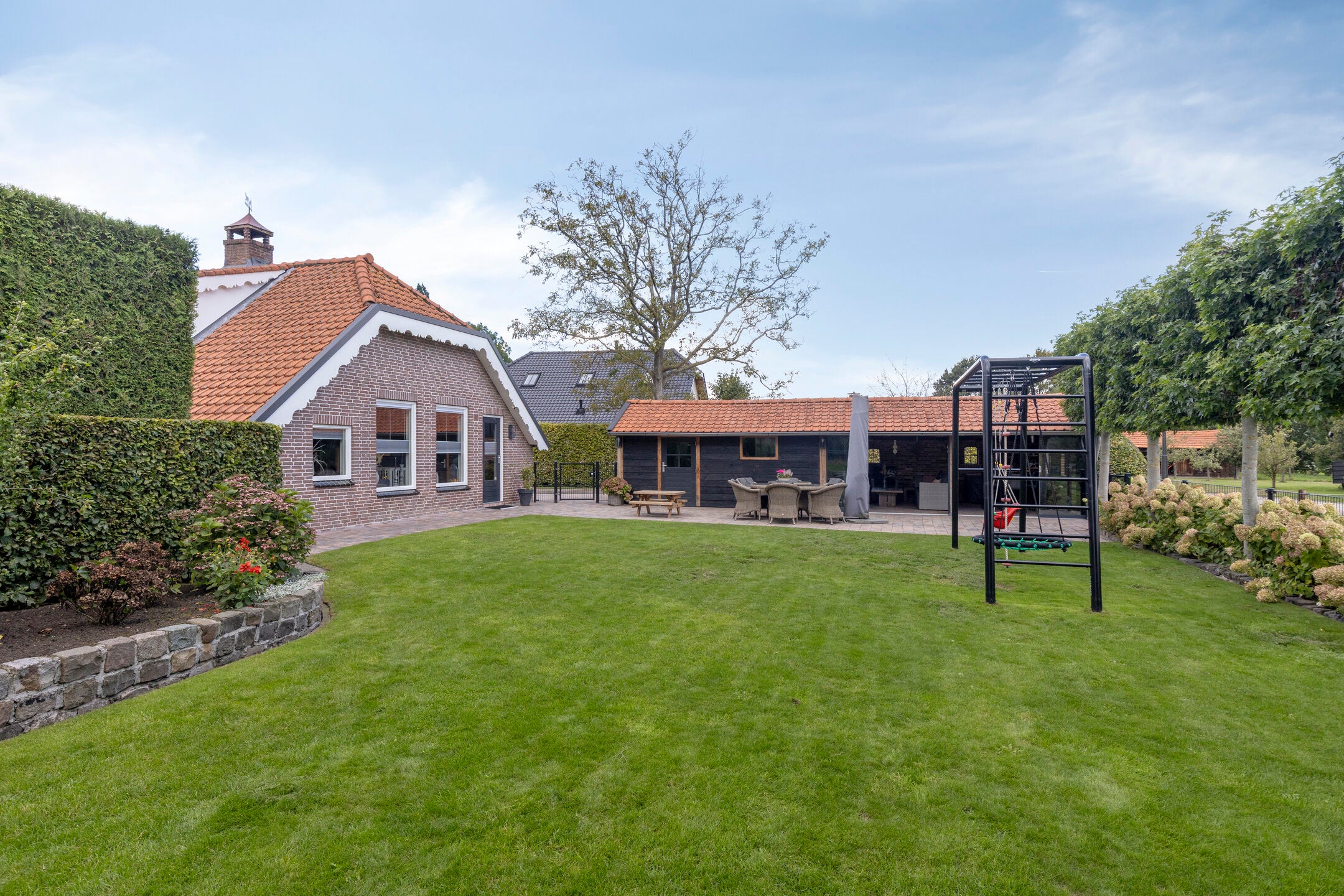 Huis Vrouwenweg 17 in Nijkerkerveen