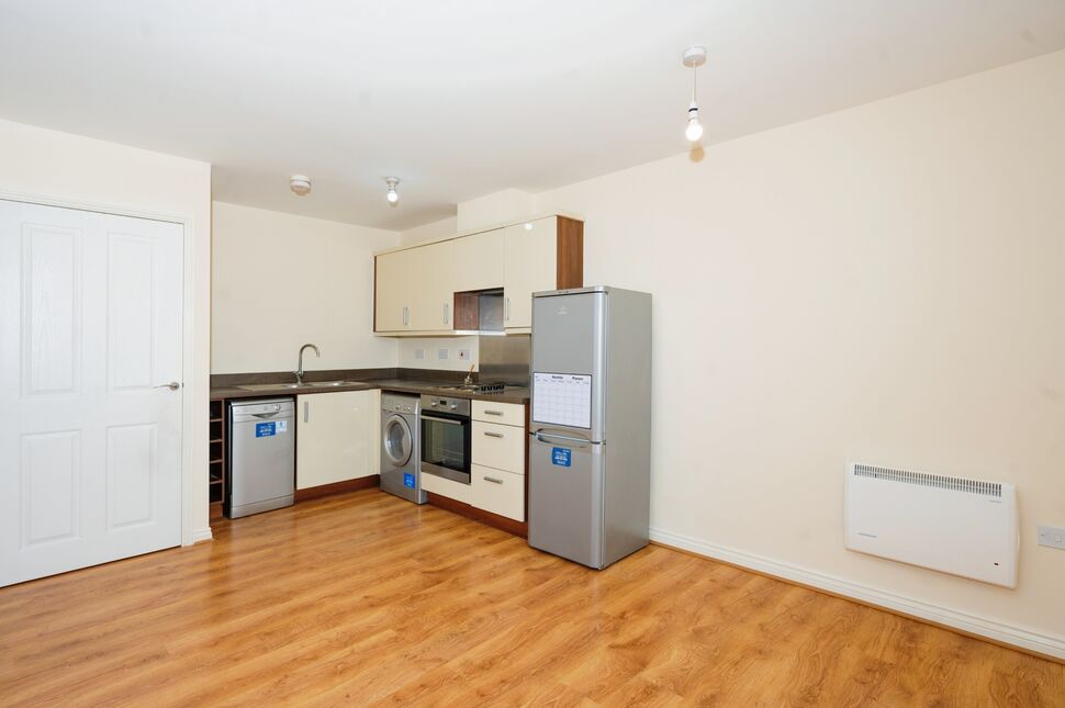 Flat Kenneth Close in Prescot