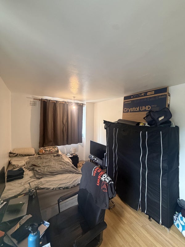 Room Alfreda Street in Greater London