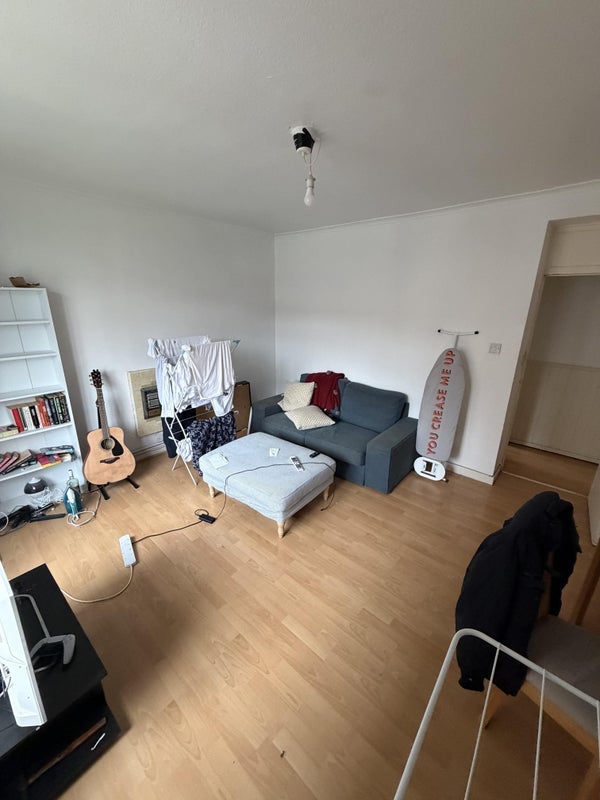 Room Alfreda Street in Greater London
