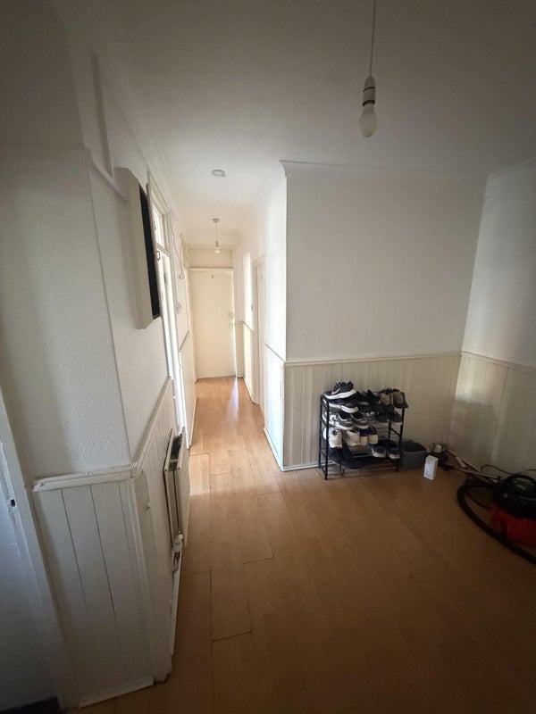 Room Alfreda Street in Greater London