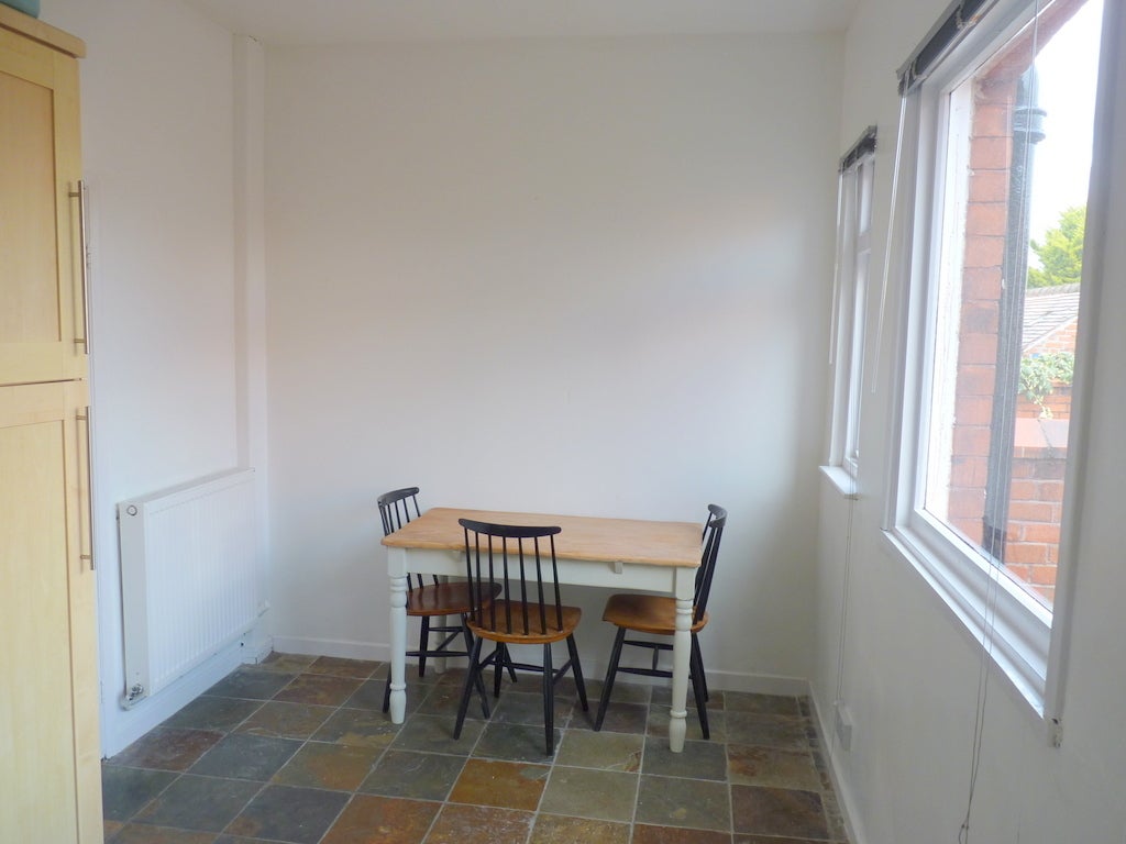 Flat Greendale Road in Bebington