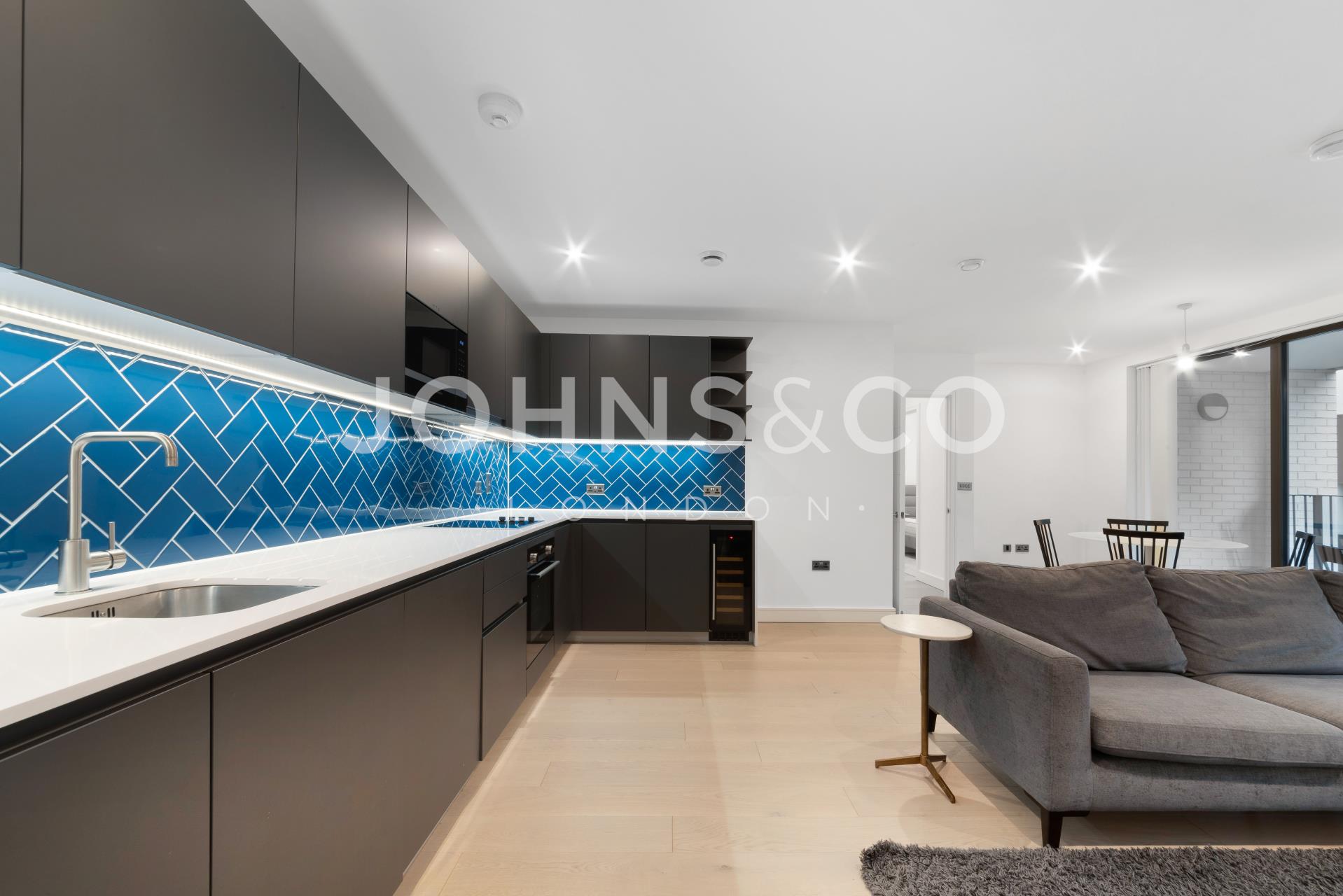 Flat Sovereign Mews in Greater London